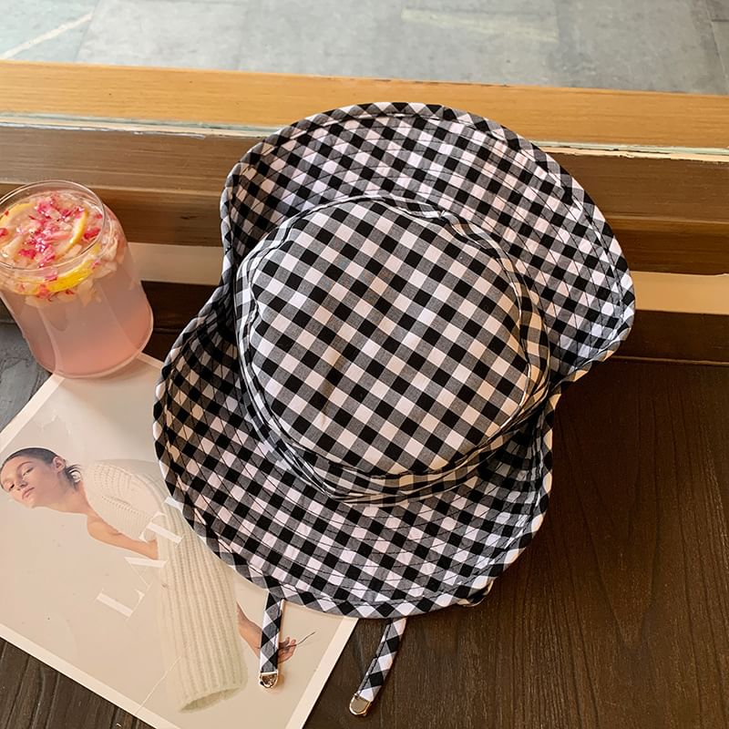 Bucket Hat Plaid