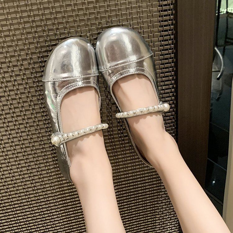 Faux Pearl Mary Jane Shoes