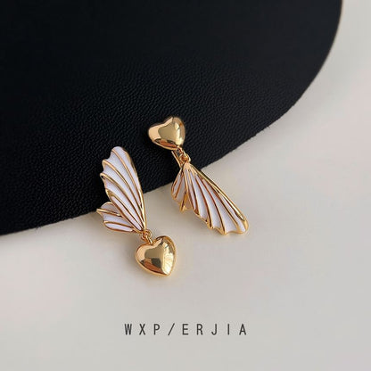 Clip Wing Heart On Drop Earring Asymmetrical