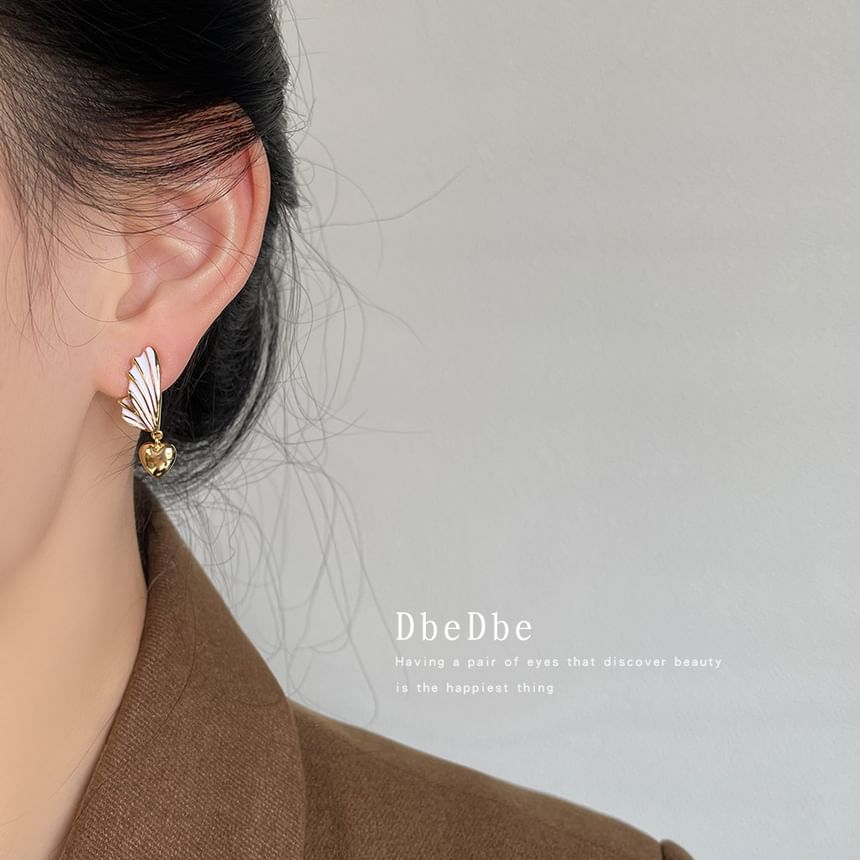 Clip Wing Heart On Drop Earring Asymmetrical