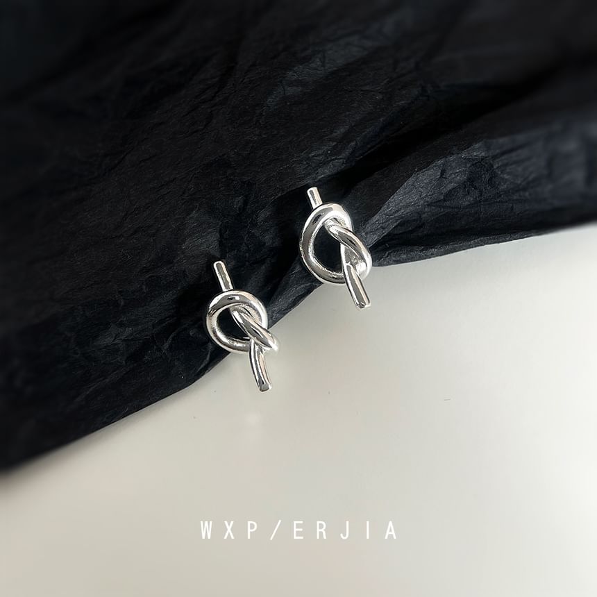 On Clip Knotted Earring