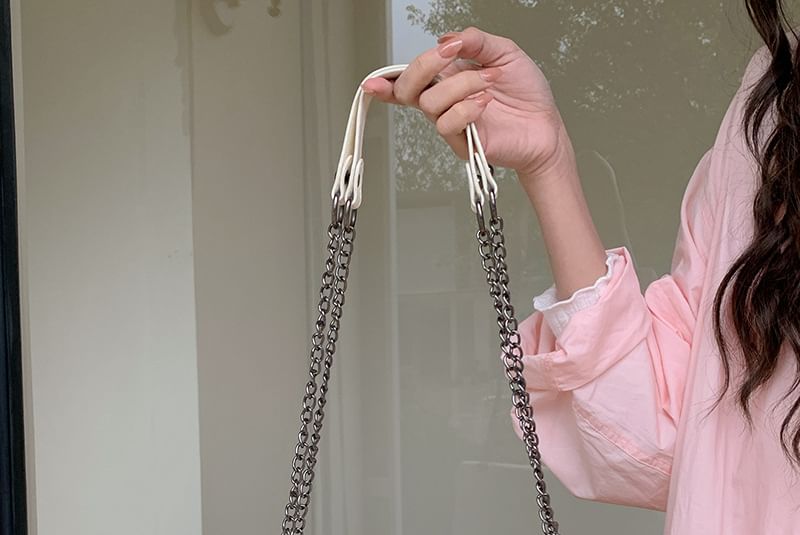 Flap Chain Quilted Shoulder Bag