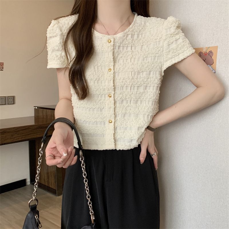 Plain Top Short-Sleeve Frill Neck Button Round