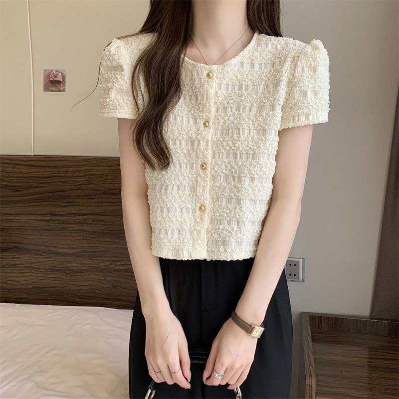 Plain Top Short-Sleeve Frill Neck Button Round