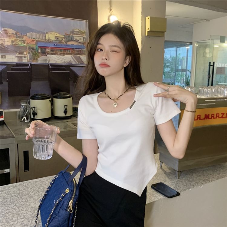 Crew Neck Asymmetrical Plain Short-Sleeve Tee