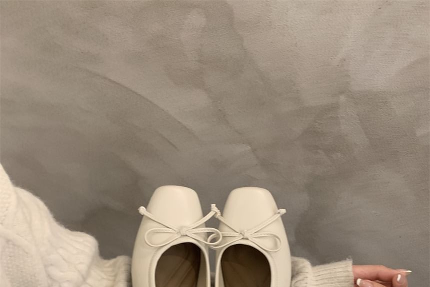 Square Bow Toe Flats