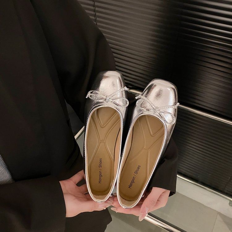 Square Bow Toe Flats
