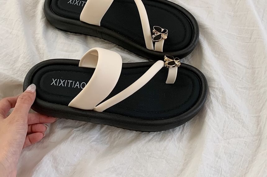 Toe Loop Slide Sandals