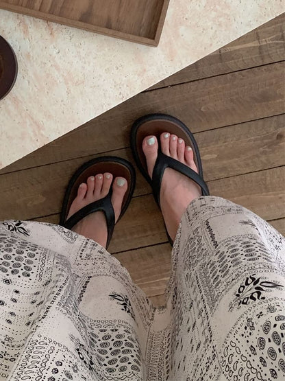 Two Tone Flip-Flops