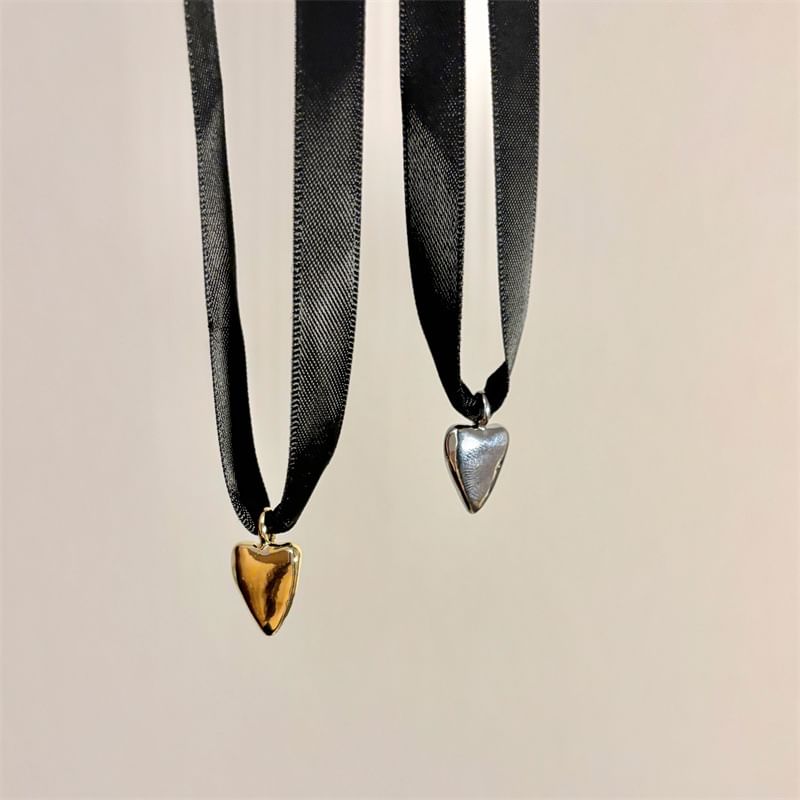 Pendant Scarf Heart Necklace