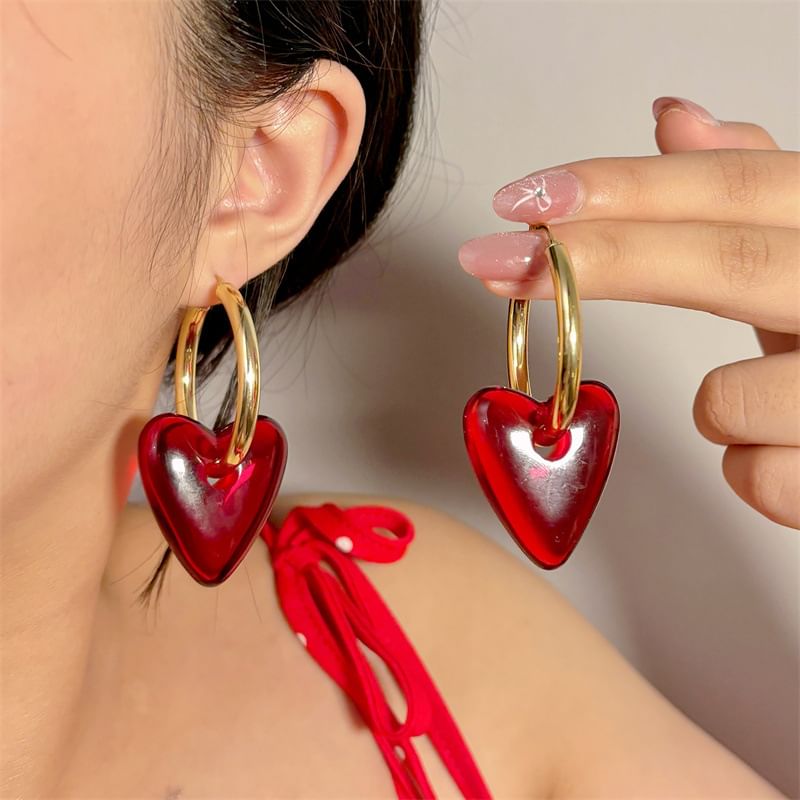 Drop Heart Earring