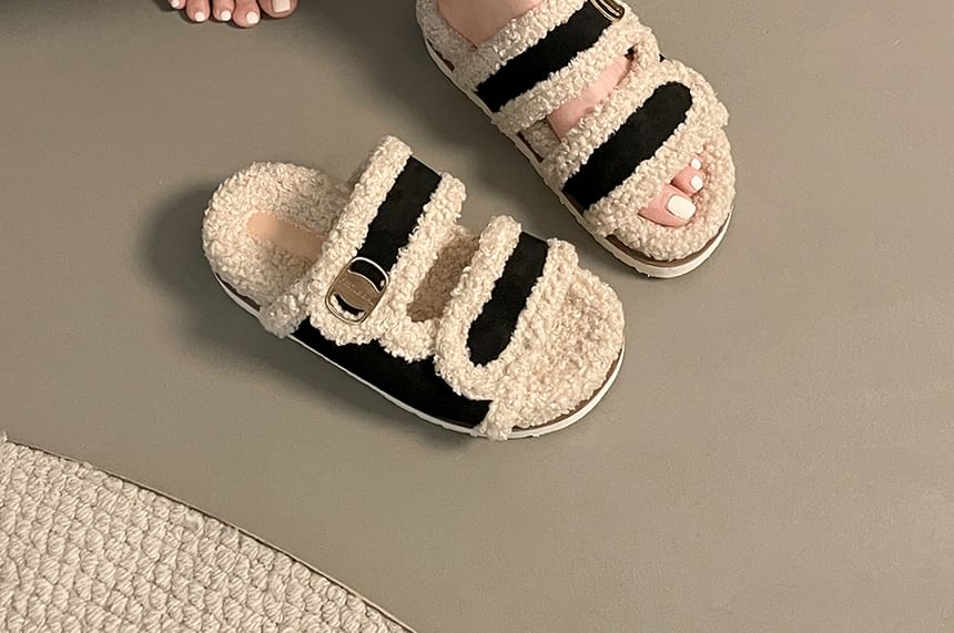 Platform Panel Fleece Slide Sandals