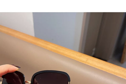 Oversized Sunglasses Square