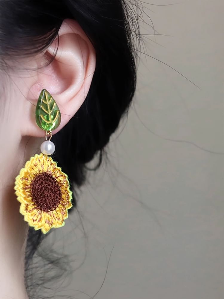 Crochet Clip-On / Drop Earring Sunflower