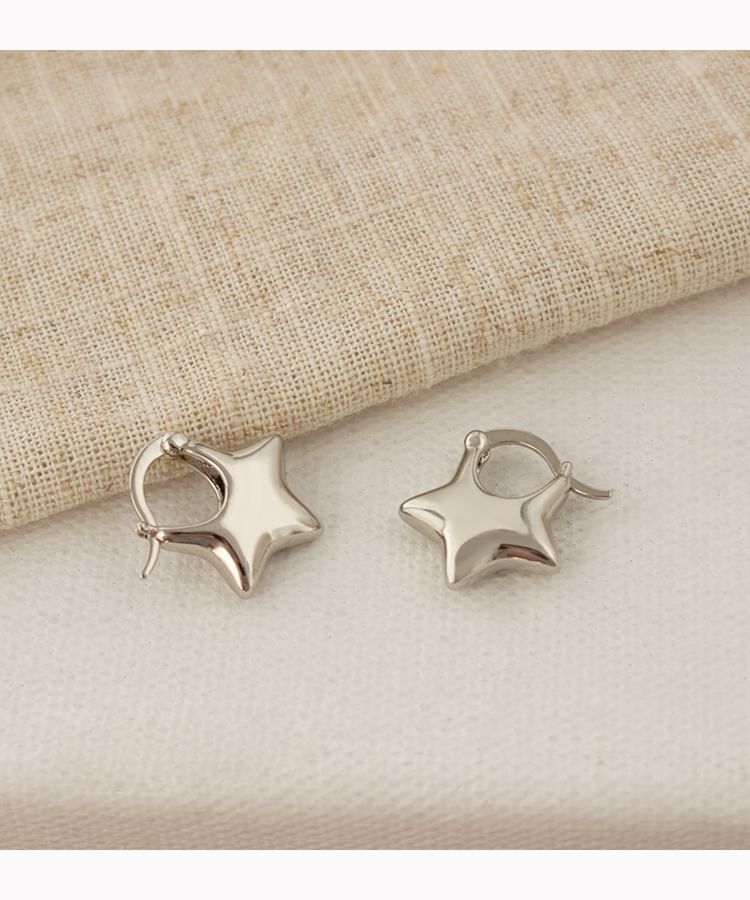 / Star Earring Huggie Clip-On