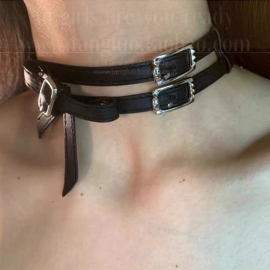 Faux Leather Buckled Choker