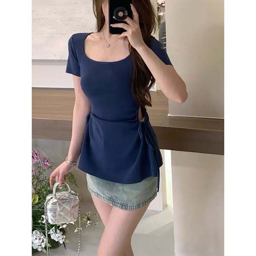 Short-Sleeve Scoop Neck Plain Cutout T-Shirt