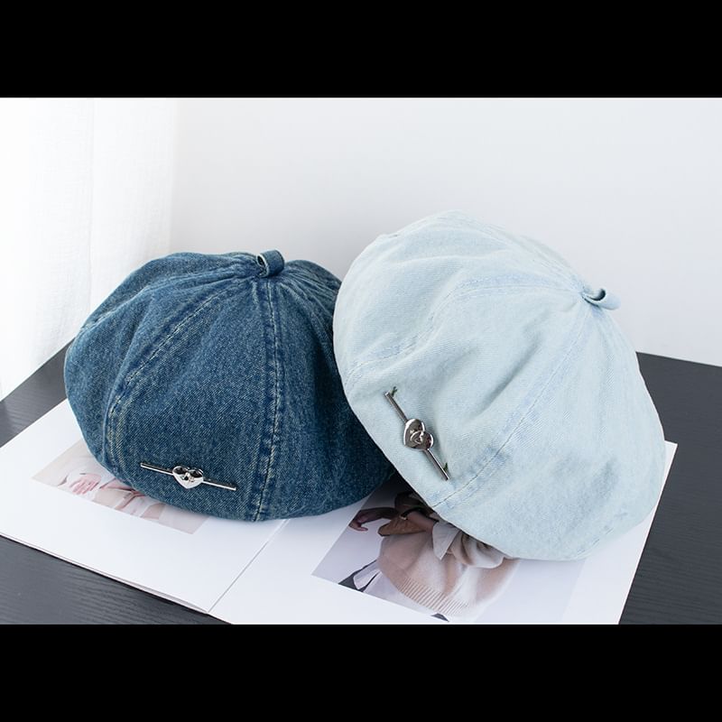 Beret Washed Denim