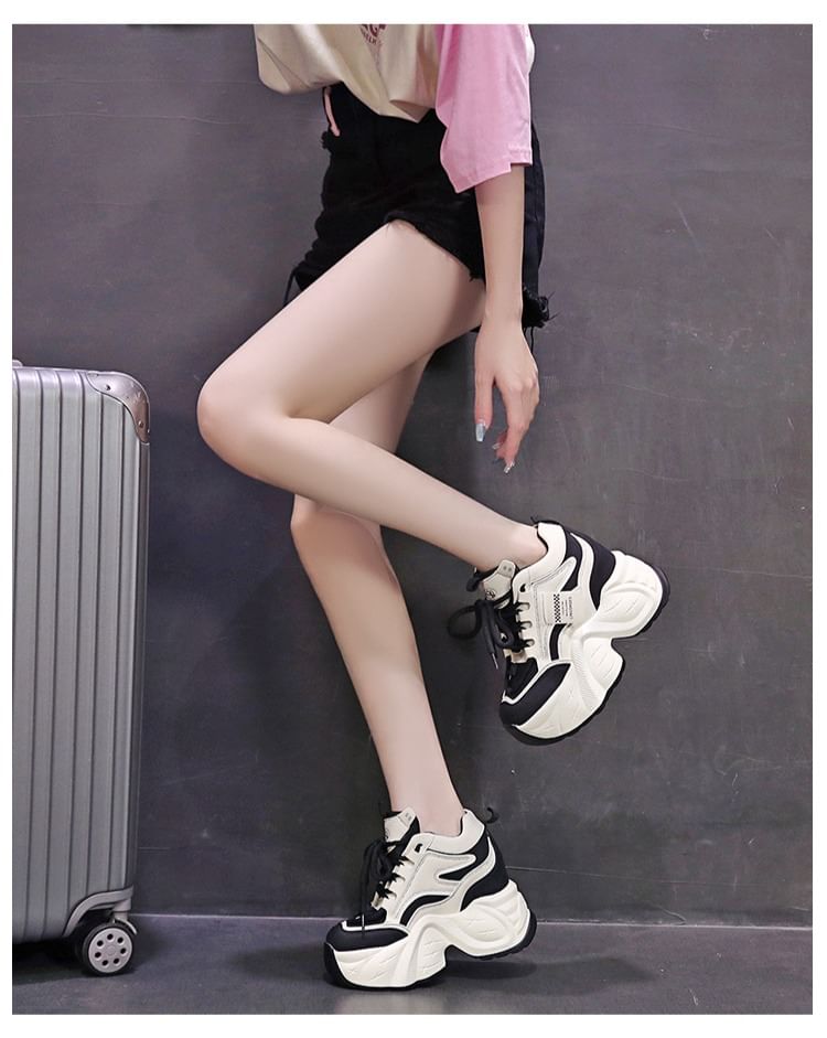 Applique Faux Wedge Sneakers Lace-Up Hidden Leather