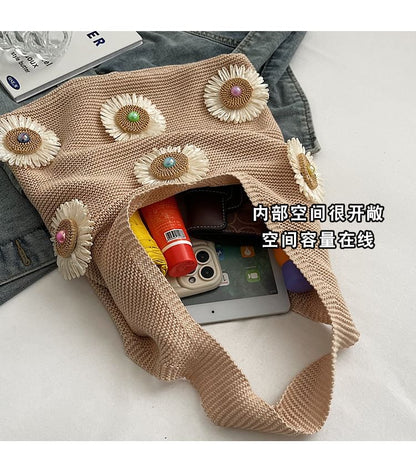Flower Accent Knit Bag Shopper