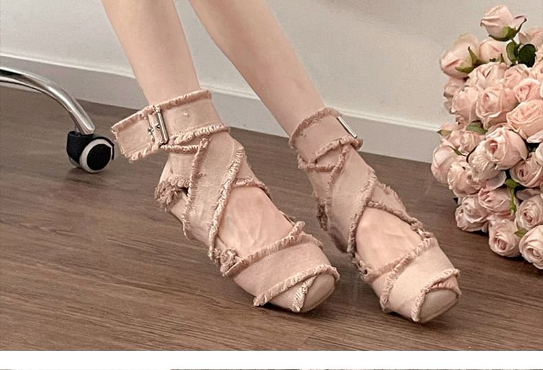 Plain Buckled Ballet Flats