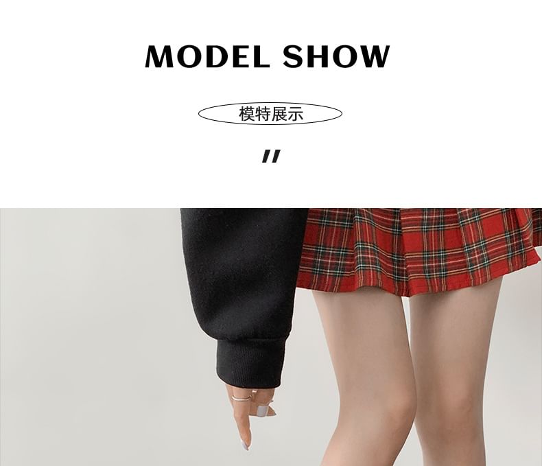 Short Buckled Plain Boots Platform