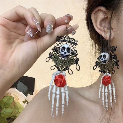 Choker / Lace Skull Earring