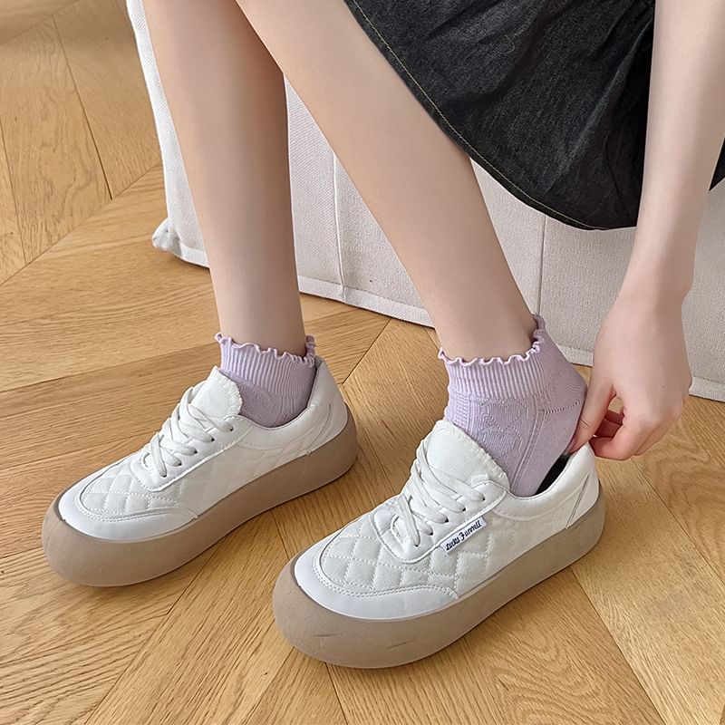 Ruffle Trim Plain Socks