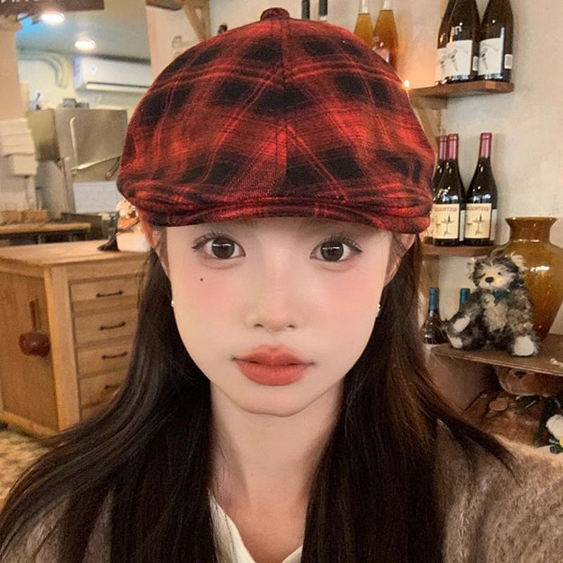 Cap Plaid Flat
