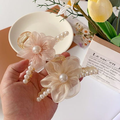 Flower Faux Pearl Hair Claw