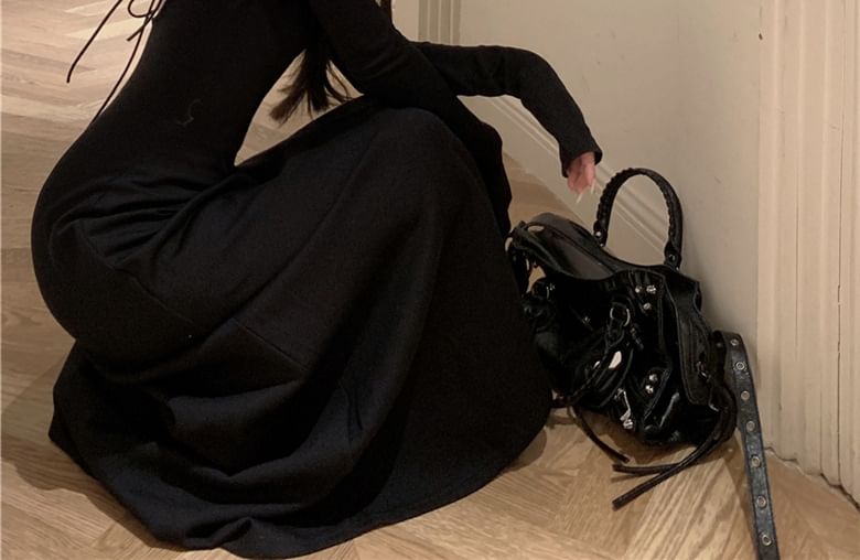 Maxi Plain A-Line Open Long-Sleeve Round Dress Neck Back