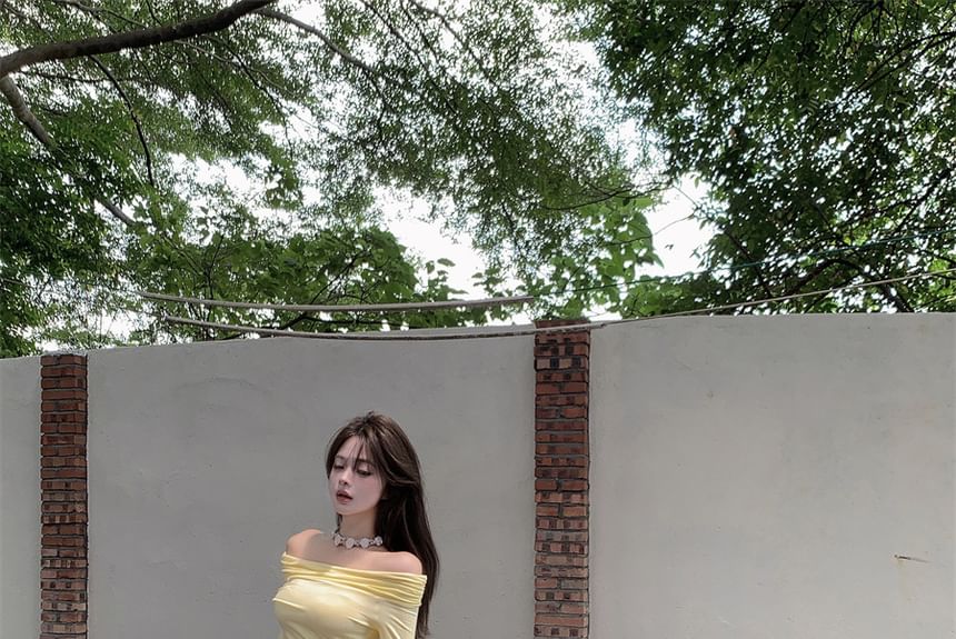 A-Line Tee Crop Slim Skirt Set: Long-Sleeve + Waist Fit High Off-Shoulder Maxi Plain