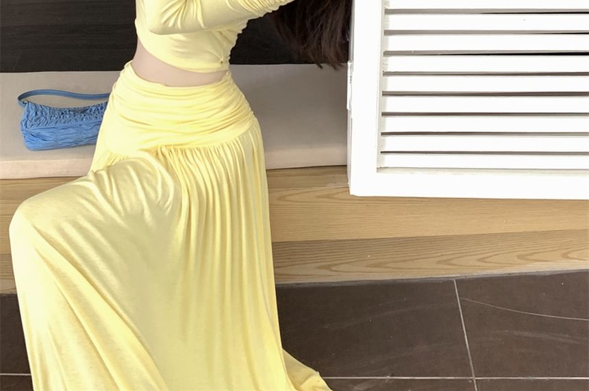 A-Line Tee Crop Slim Skirt Set: Long-Sleeve + Waist Fit High Off-Shoulder Maxi Plain
