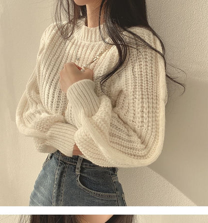 Soft Bubble-Sleeve Cropped Sweater