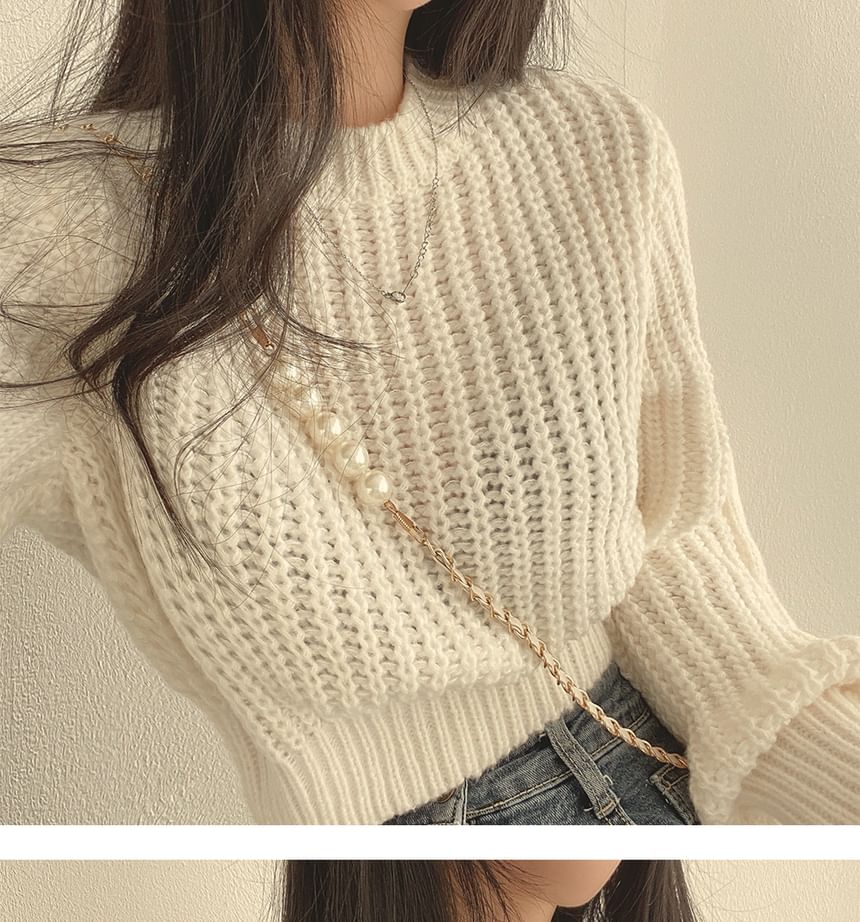 Soft Bubble-Sleeve Cropped Sweater