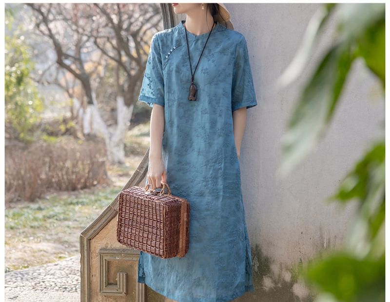 Short Sleeve Mandarin Collar Floral Embroidered Midi A-Line Dress