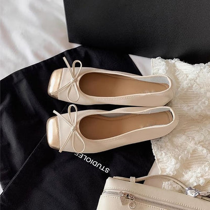 Heel Low Cap Toe Bow Pumps