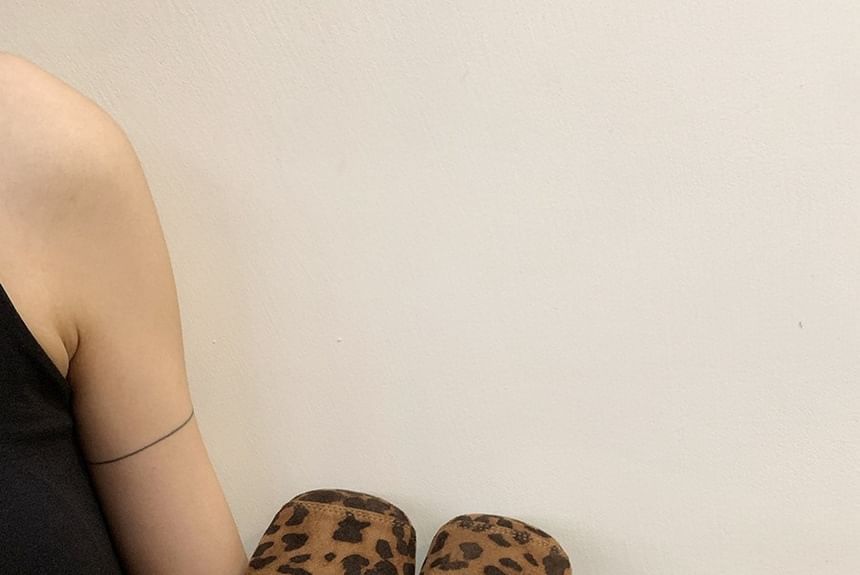 Faux Toe Suede Square Flats T-Strap