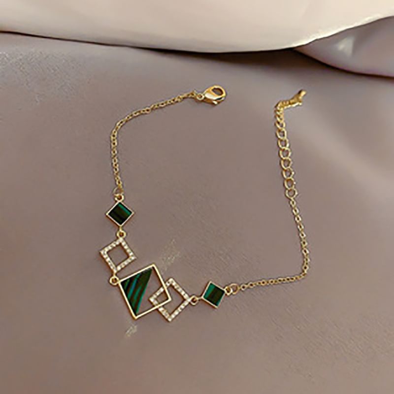 Rhinestone Bracelet Irregular /