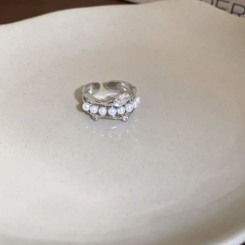 Faux Set / Open Pearl Ring