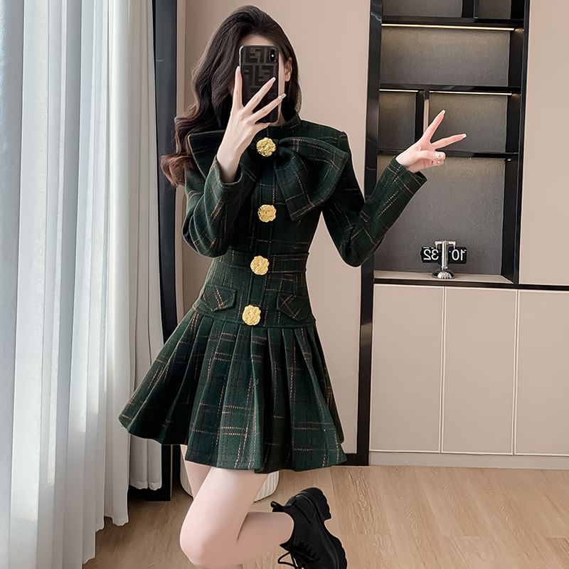 Long Sleeve Stand Collar Bowknot Plaid Pleated Mini A-Line Dress