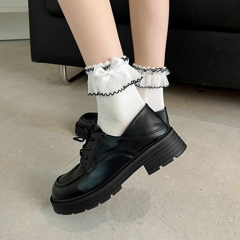 Ruffle Contrast Trim Socks