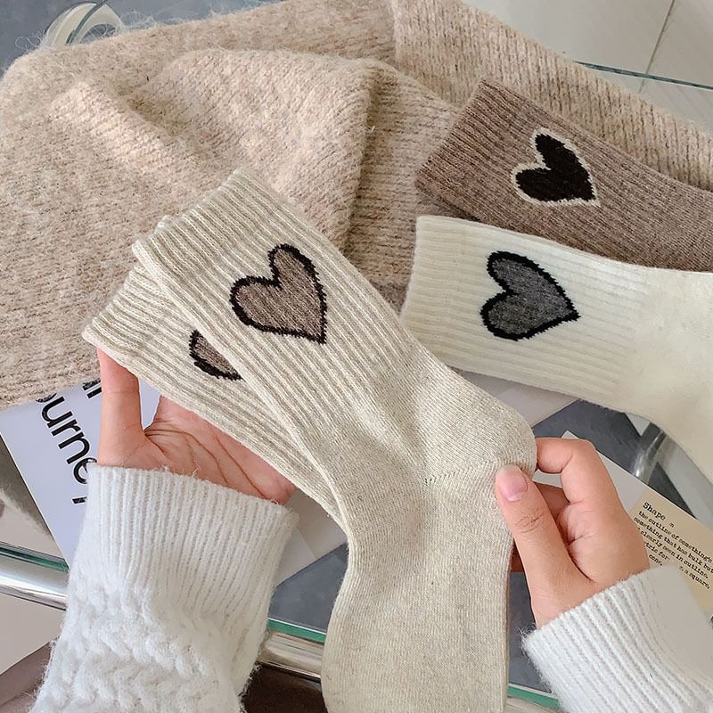 Heart Accent Crew Socks