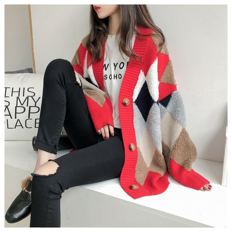 Oversized Argyle V-Neck Cardigan in 5 Colors