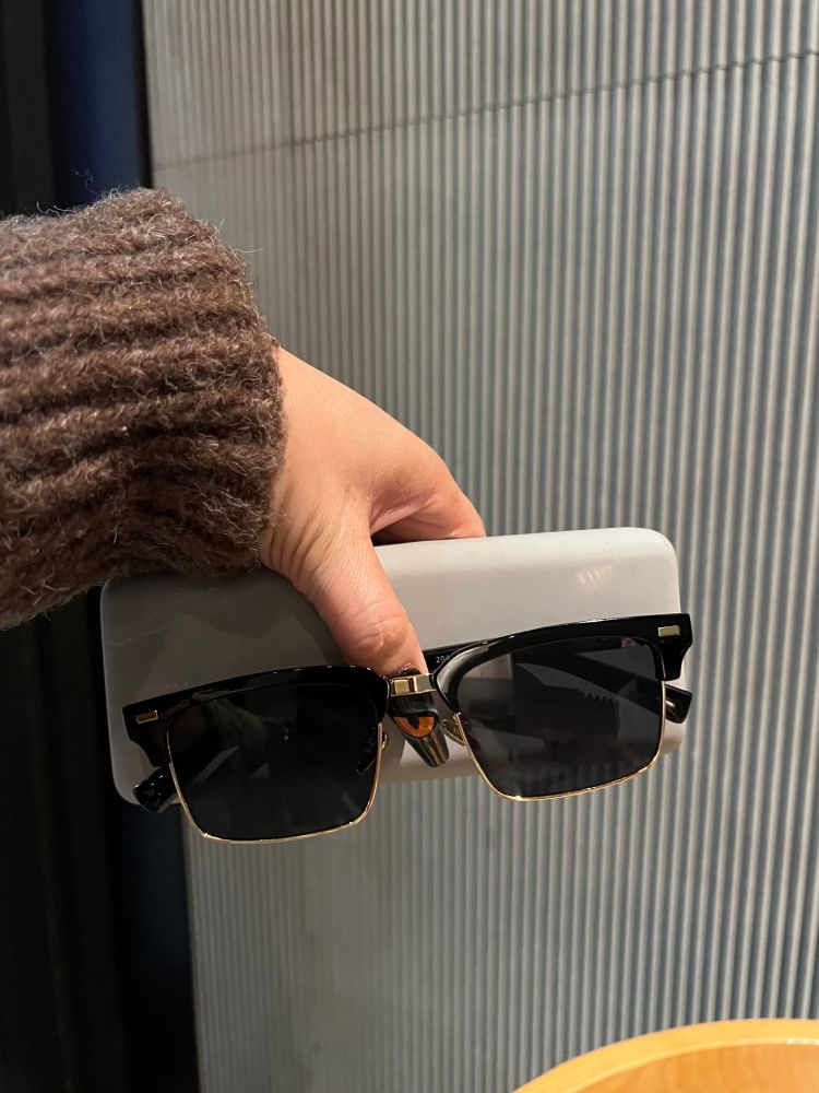 Vintage Metal Frame Sunglasses