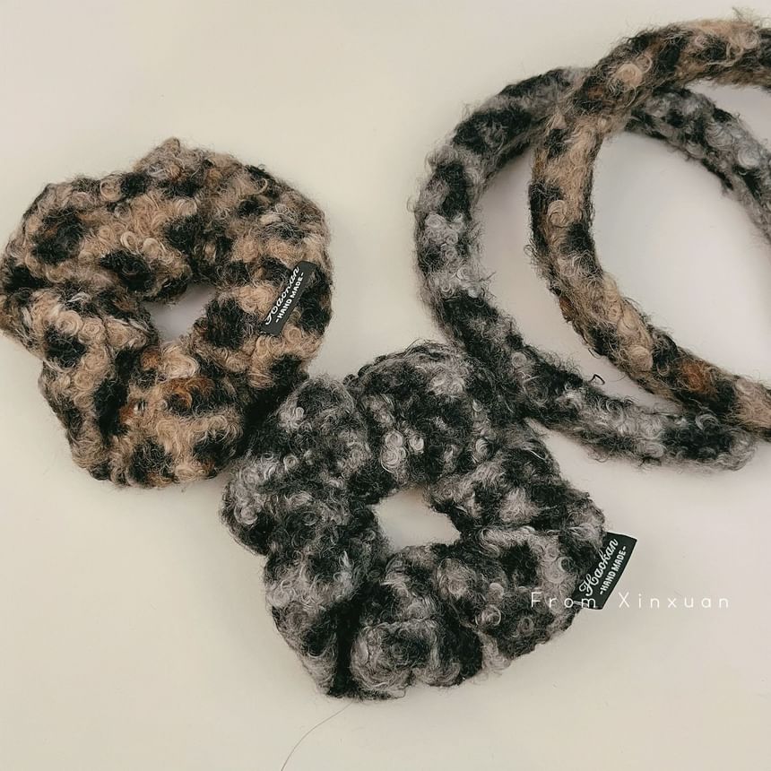 Leopard Fleece Scrunchie / Headband