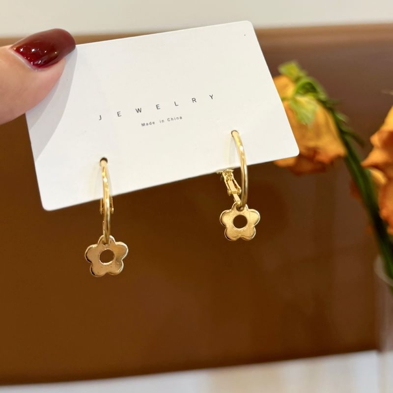 Earring Sterling Hoop Silver Floral