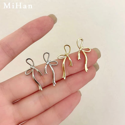 Earring Stud Sterling Ribbon Silver