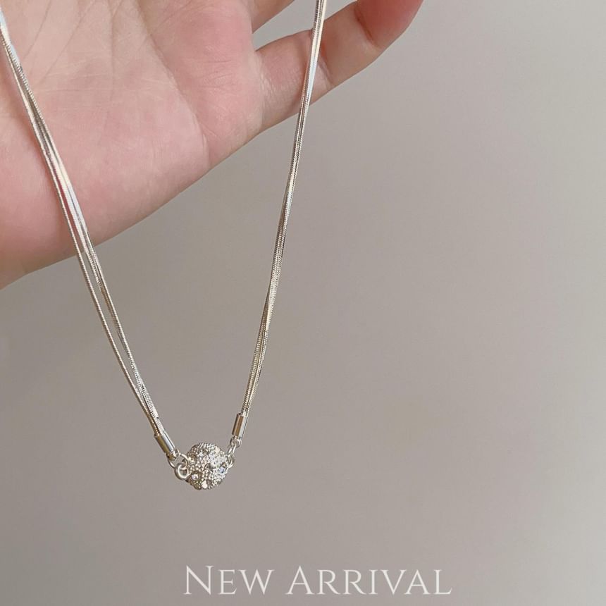 Magnetic Heart Alloy Layered Necklace