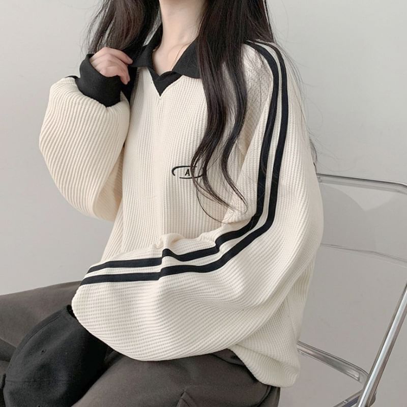 Long Contrast-Trim Sleeve Waffle Loose-Fit Pattern Embroidered